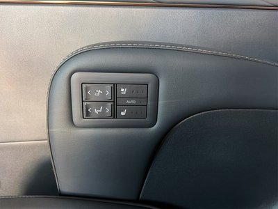صورة 42 لـ 2025 Toyota VELLFIRE