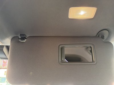 صورة 69 لـ 2025 Toyota VELLFIRE