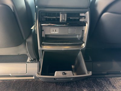 صورة 47 لـ 2025 Toyota VELLFIRE