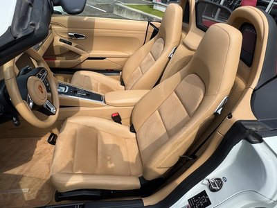 صورة مصغرة 14 لـ 2017 Porsche 718