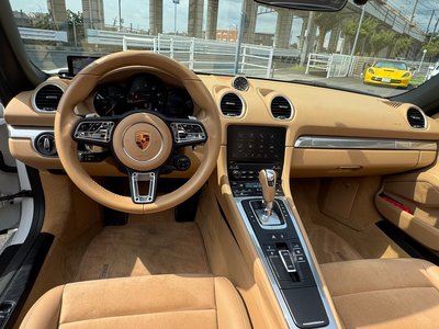 صورة مصغرة 22 لـ 2017 Porsche 718