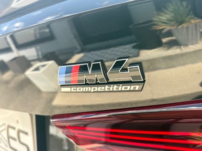 صورة 10 لـ 2024 BMW M4 COUPE