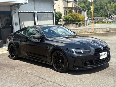 صورة 4 لـ 2024 BMW M4 COUPE