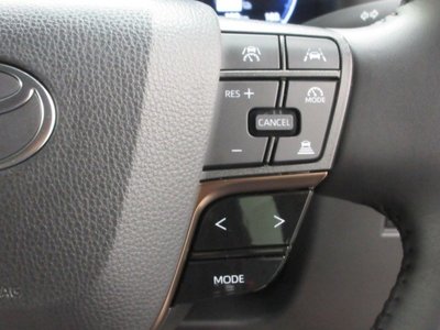 2025 Toyota ALPHARD — фото 24