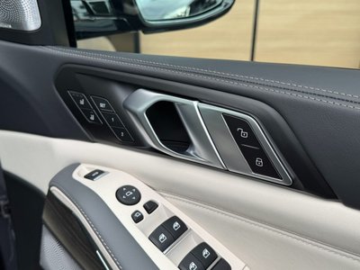 2023 BMW X5 thumbnail 60