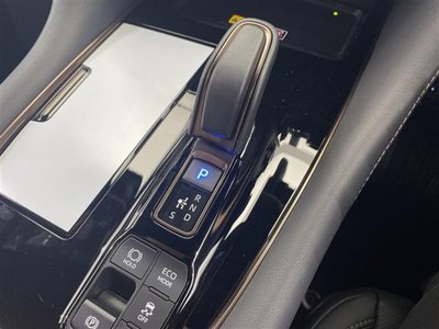 2026 Toyota ALPHARD — фото 18