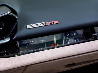 2025 Ferrari 296 GTB — миниатюра 38