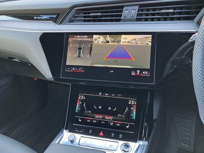 صورة مصغرة 18 لـ 2025 AUDI Q8 E-TRON