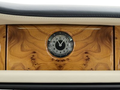 2015 ROLLS-ROYCE PHANTOM 照片 25