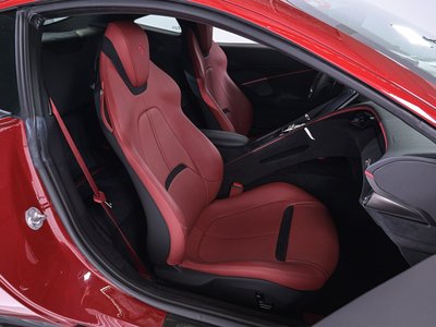 صورة مصغرة 11 لـ 2022 Ferrari ROMA