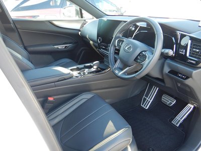 2023 Lexus NX 照片 2