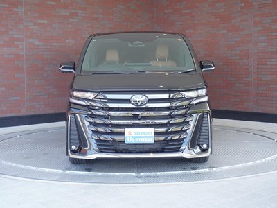 2025 Toyota VELLFIRE — фото 8
