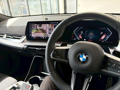 2025 BMW X2 thumbnail 35