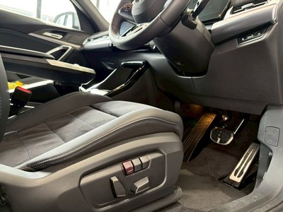 2025 BMW X2 thumbnail 36