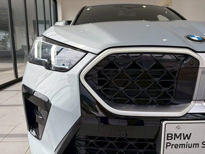 2025 BMW X2 thumbnail 7