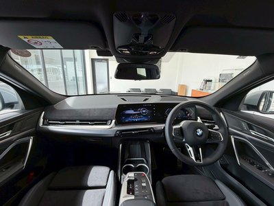 2025 BMW X2 thumbnail 19