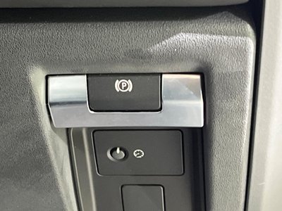 2024 LAND Rover DEFENDER thumbnail 56