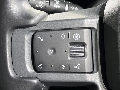 2024 LAND Rover DEFENDER thumbnail 35