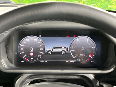 2024 LAND Rover DEFENDER thumbnail 38