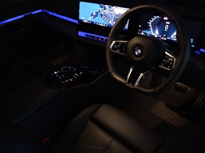 صورة 47 لـ 2024 BMW 5 SERIES TOURING