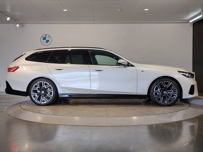 2024 BMW 5 SERIES TOURING 照片 7