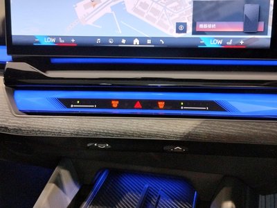 صورة 72 لـ 2024 BMW 5 SERIES TOURING