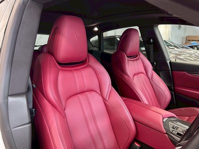 2021 Maserati LEVANTE — фото 9