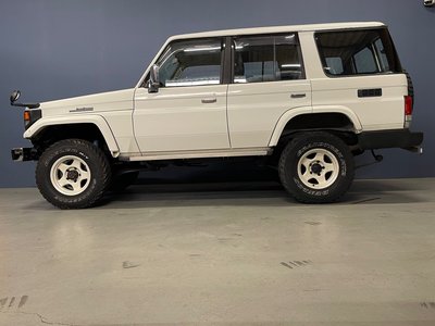 2000 Toyota LAND CRUISER 70 — фото 6