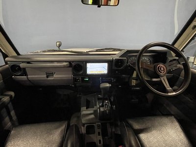 2000 Toyota LAND CRUISER 70 — фото 8