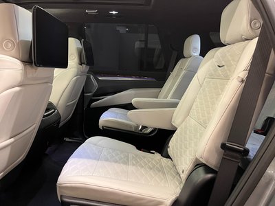2025 Cadillac ESCALADE 照片 16