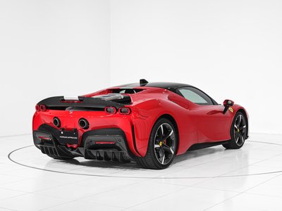 صورة 8 لـ 2021 Ferrari SF90 STRADALE