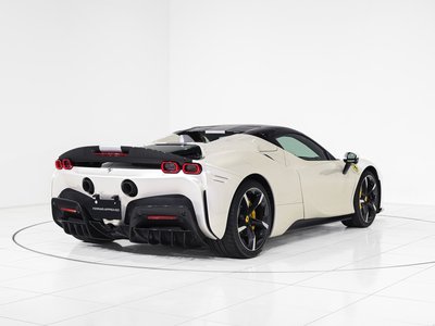 صورة 11 لـ 2023 Ferrari SF90 SPIDER