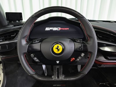 صورة 13 لـ 2023 Ferrari SF90 SPIDER