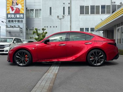 2022 Lexus IS thumbnail 44