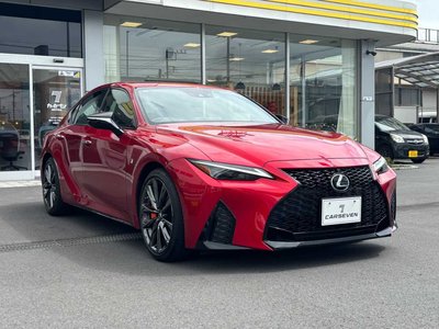 2022 Lexus IS thumbnail 39