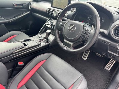 2022 Lexus IS thumbnail 28