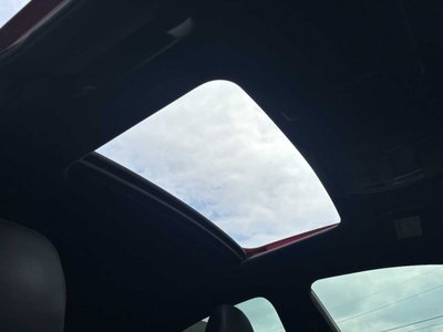 2022 Lexus IS thumbnail 22