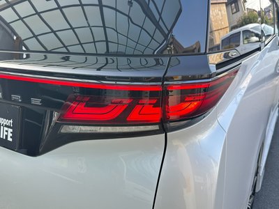 صورة 36 لـ 2024 Toyota VELLFIRE