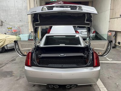 2005 Cadillac XLR — фото 19