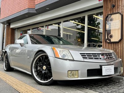 2005 Cadillac XLR — фото 1