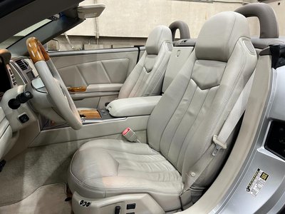 2005 Cadillac XLR — фото 10