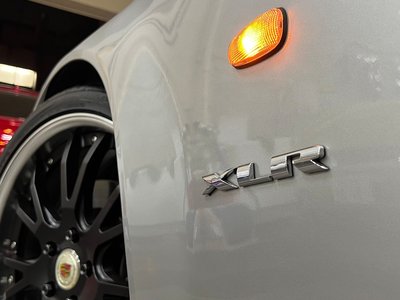 2005 Cadillac XLR — фото 44