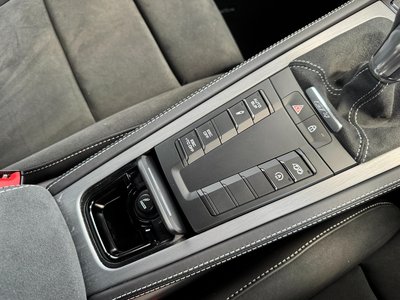 صورة مصغرة 31 لـ 2023 Porsche 718