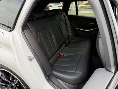 2024 BMW 3 SERIES TOURING 照片 12