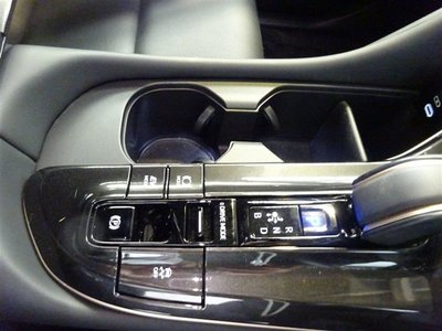 2023 Toyota CROWN SPORT 照片 8