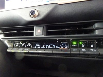2023 Toyota CROWN SPORT 照片 7