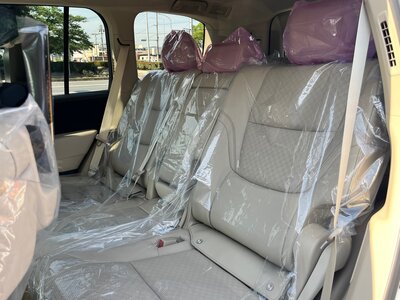 2024 Toyota LAND CRUISER 300 photo 17