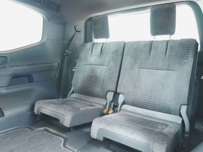 2025 Toyota LAND CRUISER 300 thumbnail 58
