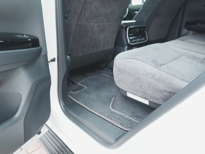 2025 Toyota LAND CRUISER 300 thumbnail 54
