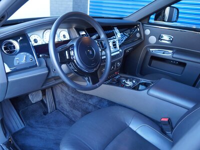 2011 ROLLS-ROYCE GHOST photo 10